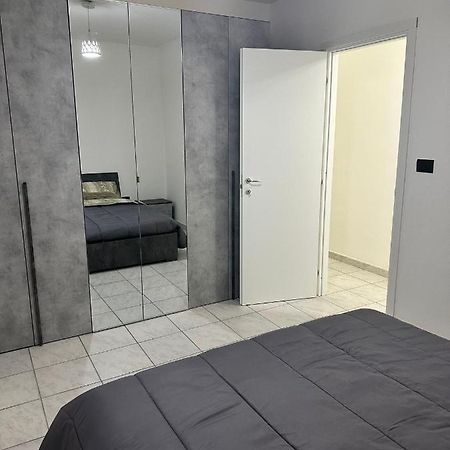 Home Center Acquisto Катания Экстерьер фото