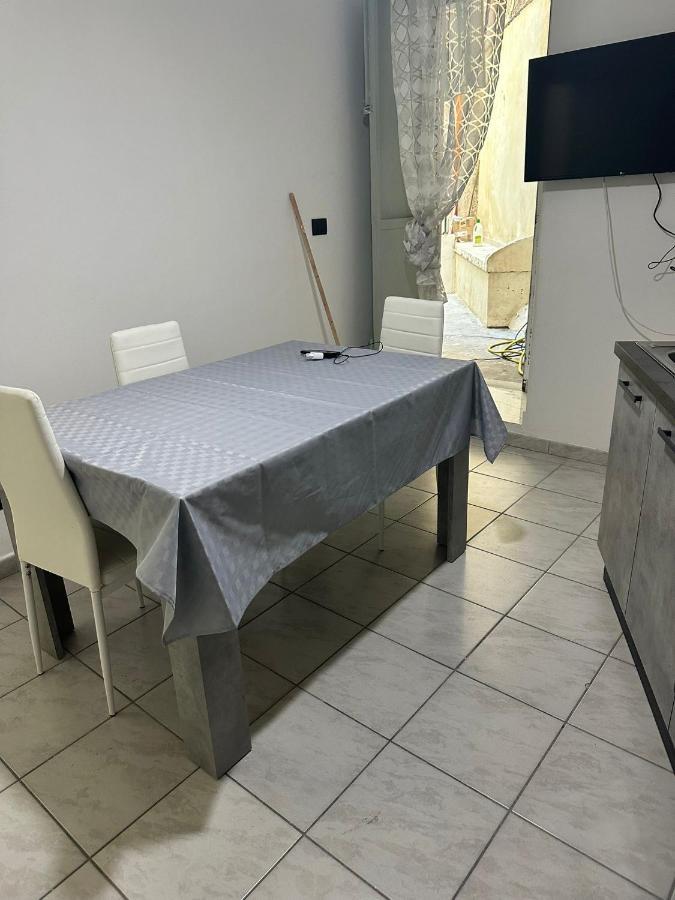 Home Center Acquisto Катания Экстерьер фото