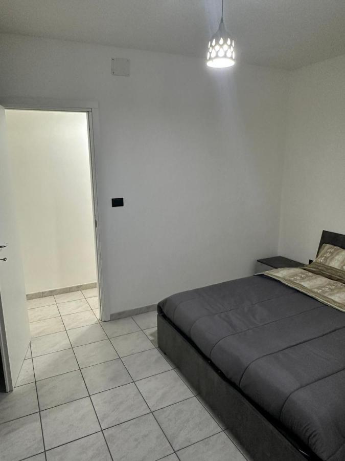 Home Center Acquisto Катания Экстерьер фото