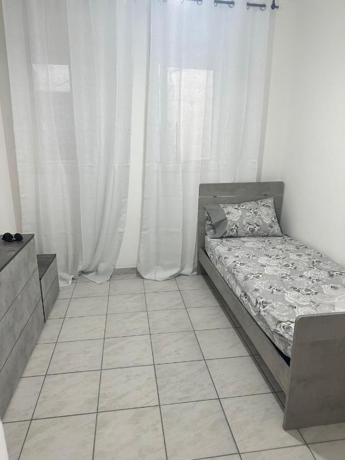 Home Center Acquisto Катания Экстерьер фото