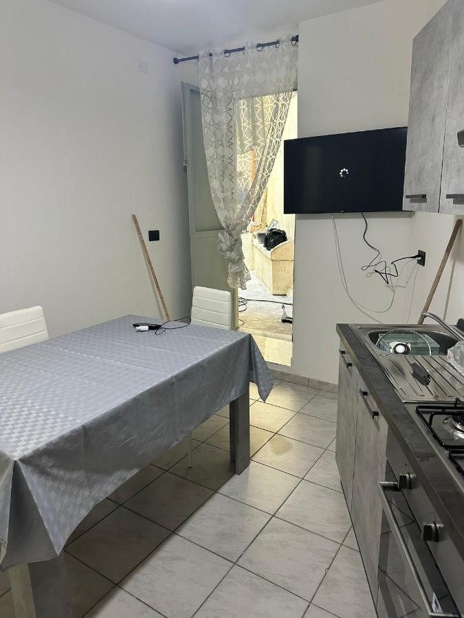 Home Center Acquisto Катания Экстерьер фото